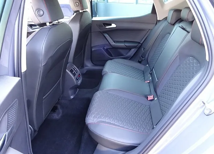 Zunanja slika - Seat Leon - 1.5 TSI 85KW FR - VLEČNA KLJUKA - - 8