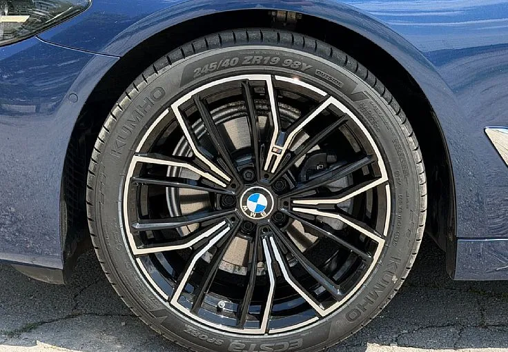 Zunanja slika - BMW Serija 5 - Touring: 520i Luxury Line - LED - MEMORY - VIRTUAL - ALU - 7