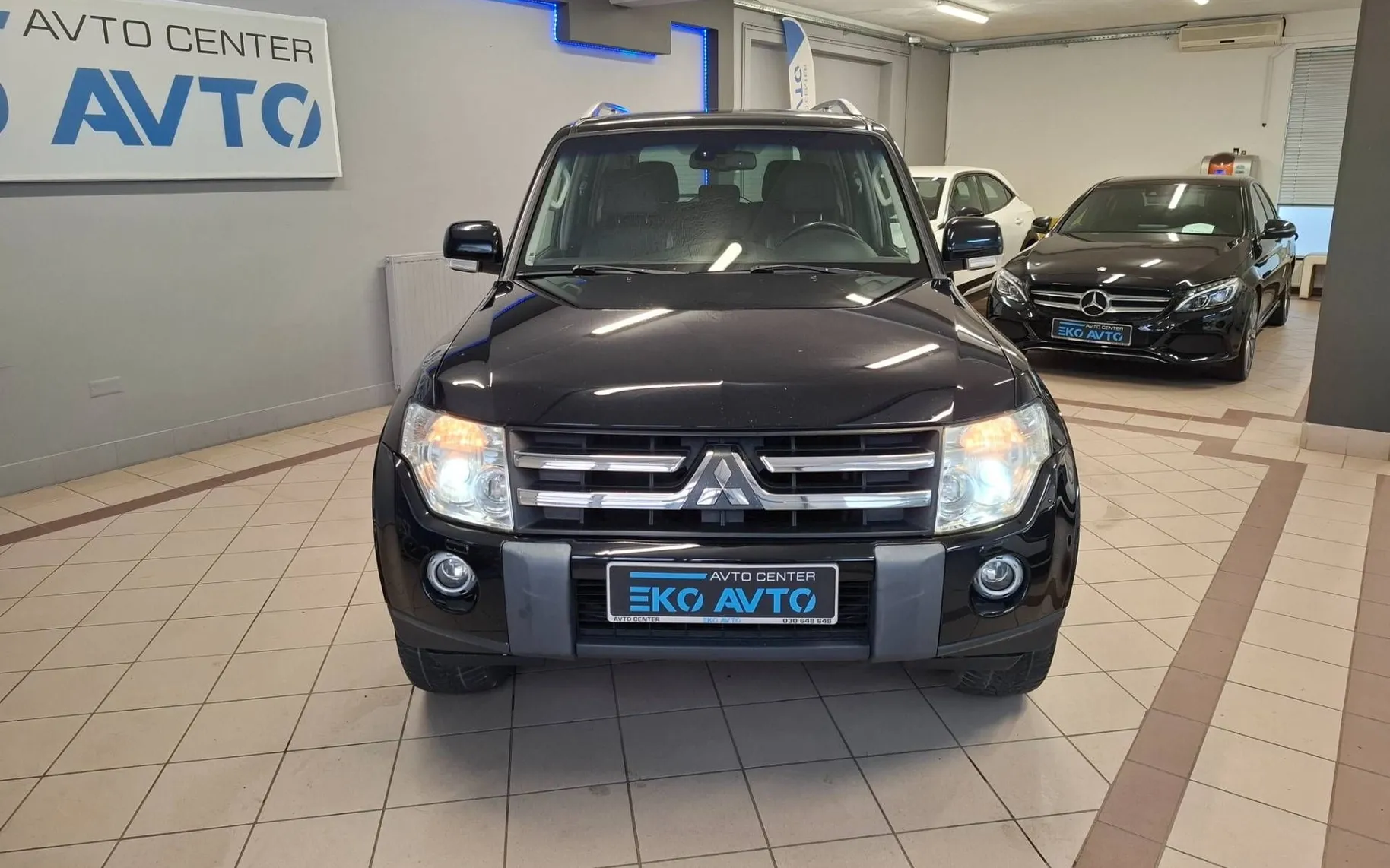 Zunanja slika - Mitsubishi Pajero - 3.2 DID Intense Avt. LWB 1LASTNIK-SLO-4X4-7SEDEŽEV - 3