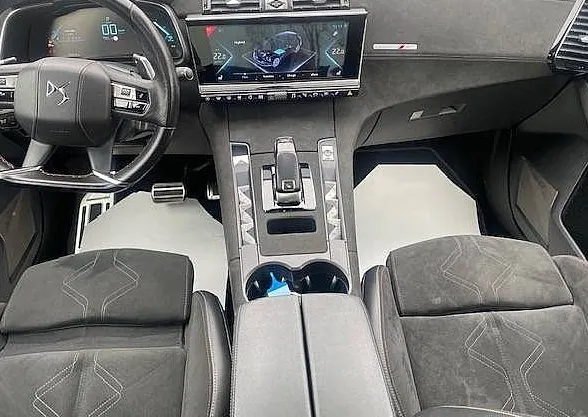 Zunanja slika - DS DS 7 Crossback - 1.6 225 HYPerformace Line+ E-TENSE4X4- FULL OPREMA - 8