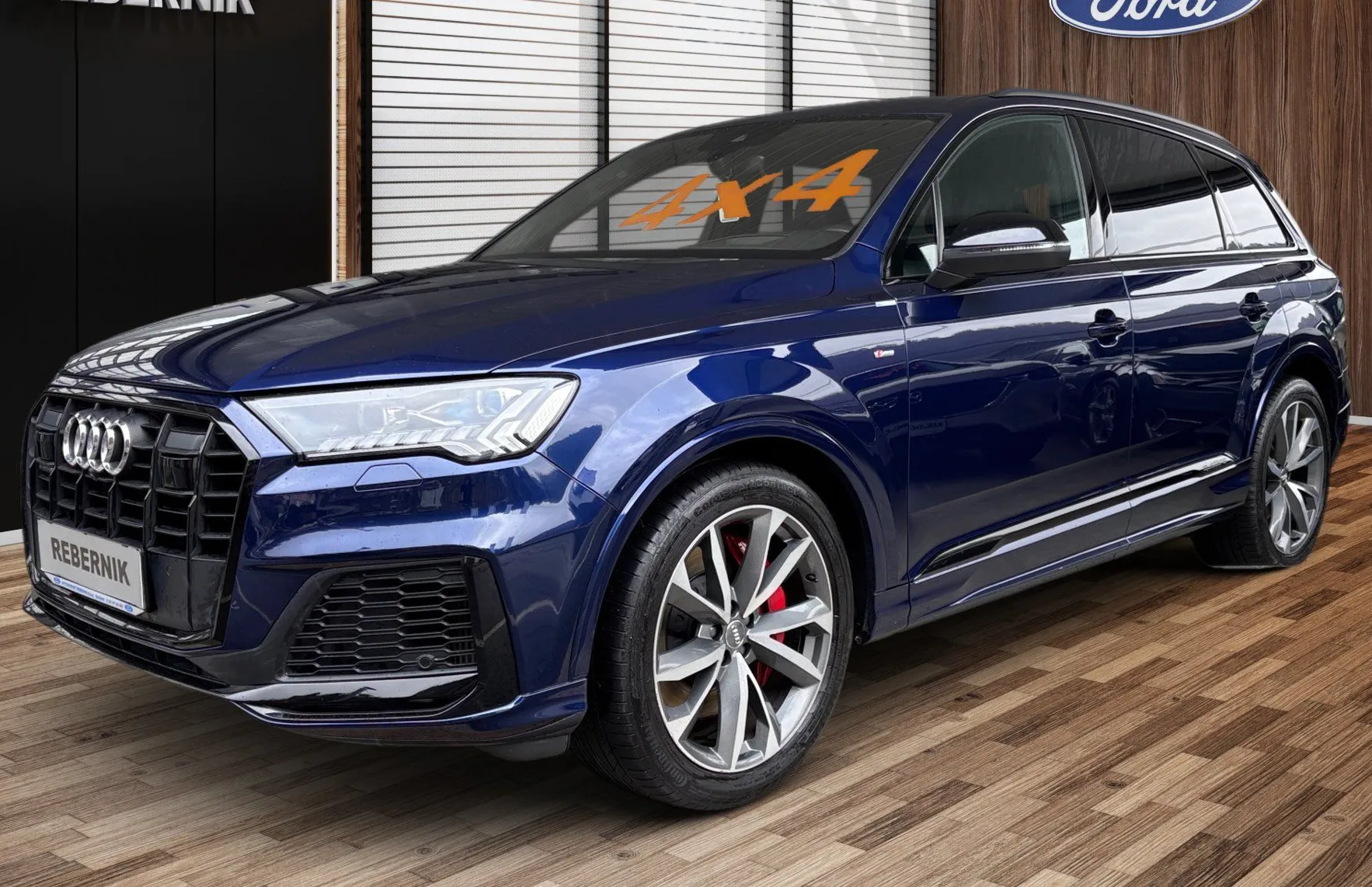 Zunanja slika - Audi Q7 - 60 TFSI e QUATTRO 3.0 V6 456 PS 3XS-Line-SOH 97.2 - 1