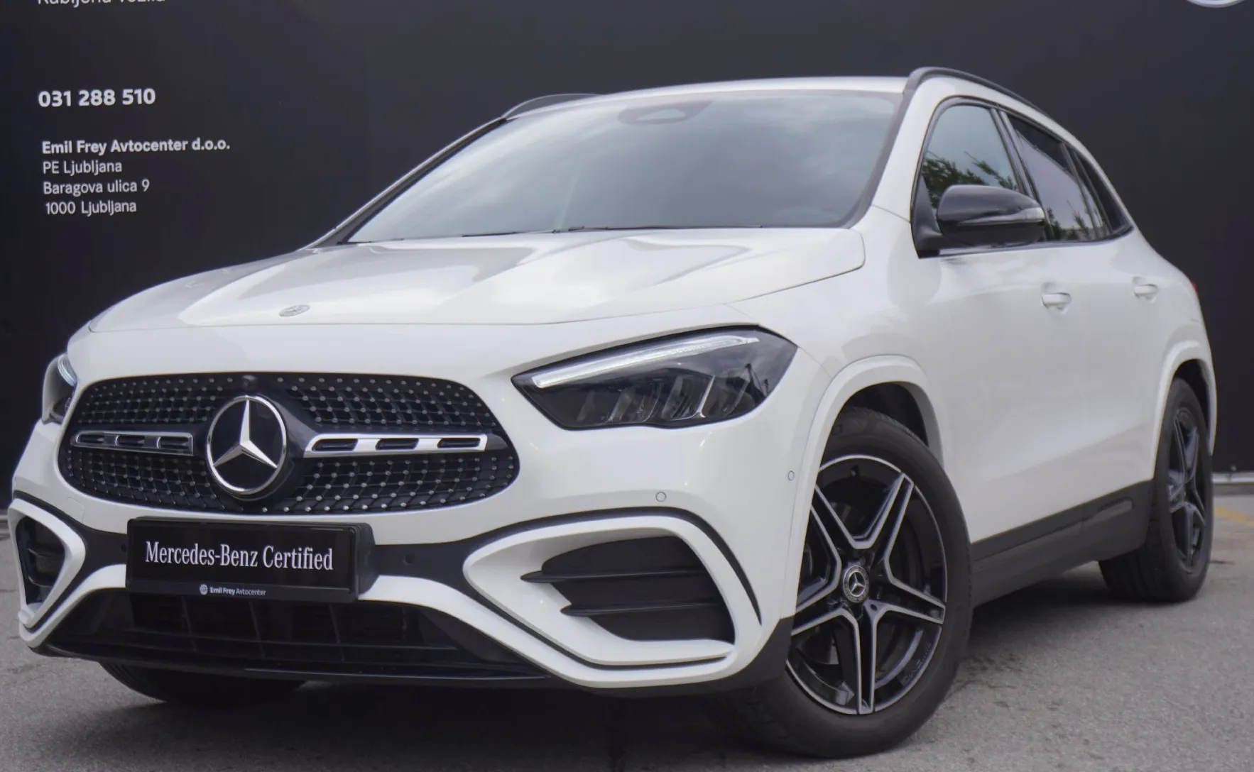 Zunanja slika - Mercedes-Benz GLA-Razred - GLA 200 AMG LINE - 3