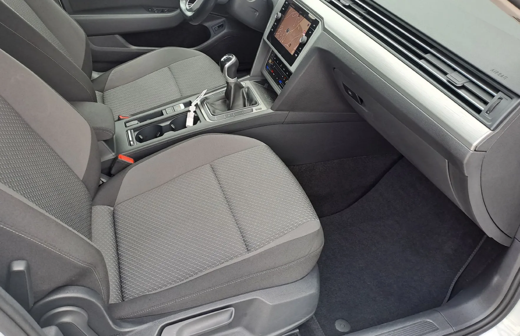Zunanja slika - Volkswagen Passat - Variant 2.0 TDI BMT SCR Business - 6