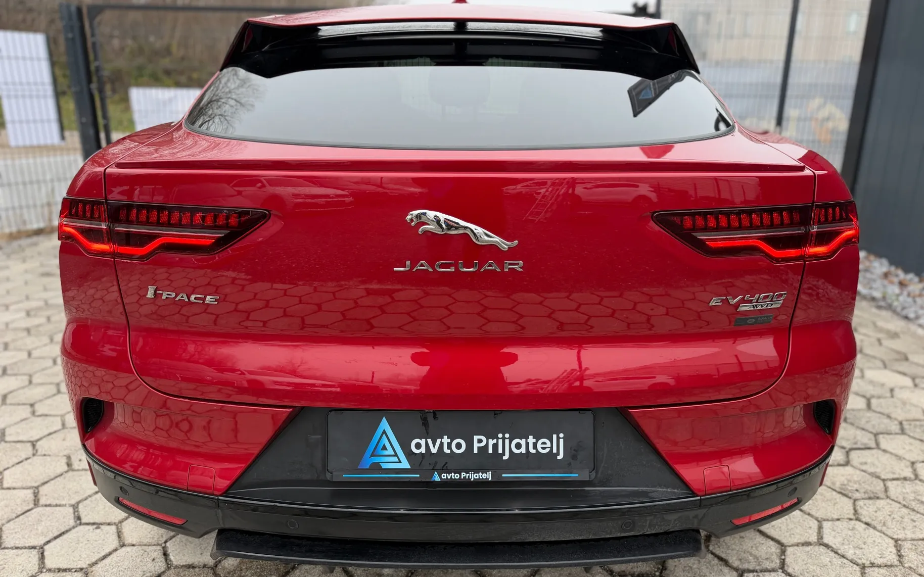 Zunanja slika - Jaguar I-PACE - USNJE | 4WD | NOVA BATER | UGODNO - 14
