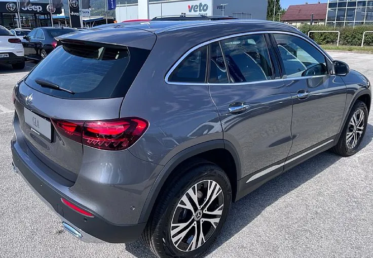Zunanja slika - Mercedes-Benz GLA-Razred - GLA 200 Progressive Avt. - 5