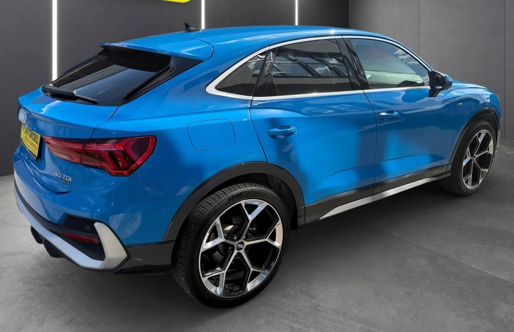 Zunanja slika - Audi Q3 - Sportback 40 TDI QUATTRO S LINE SPORT MATRIX NAVI PDC  KAM - 8
