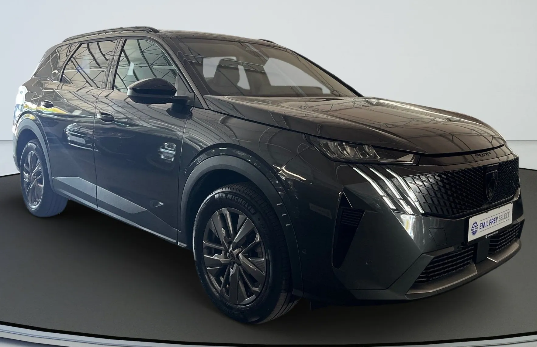 Zunanja slika - Peugeot 5008 - 1.2 MHEV  136  145 Allure Avt. - 2