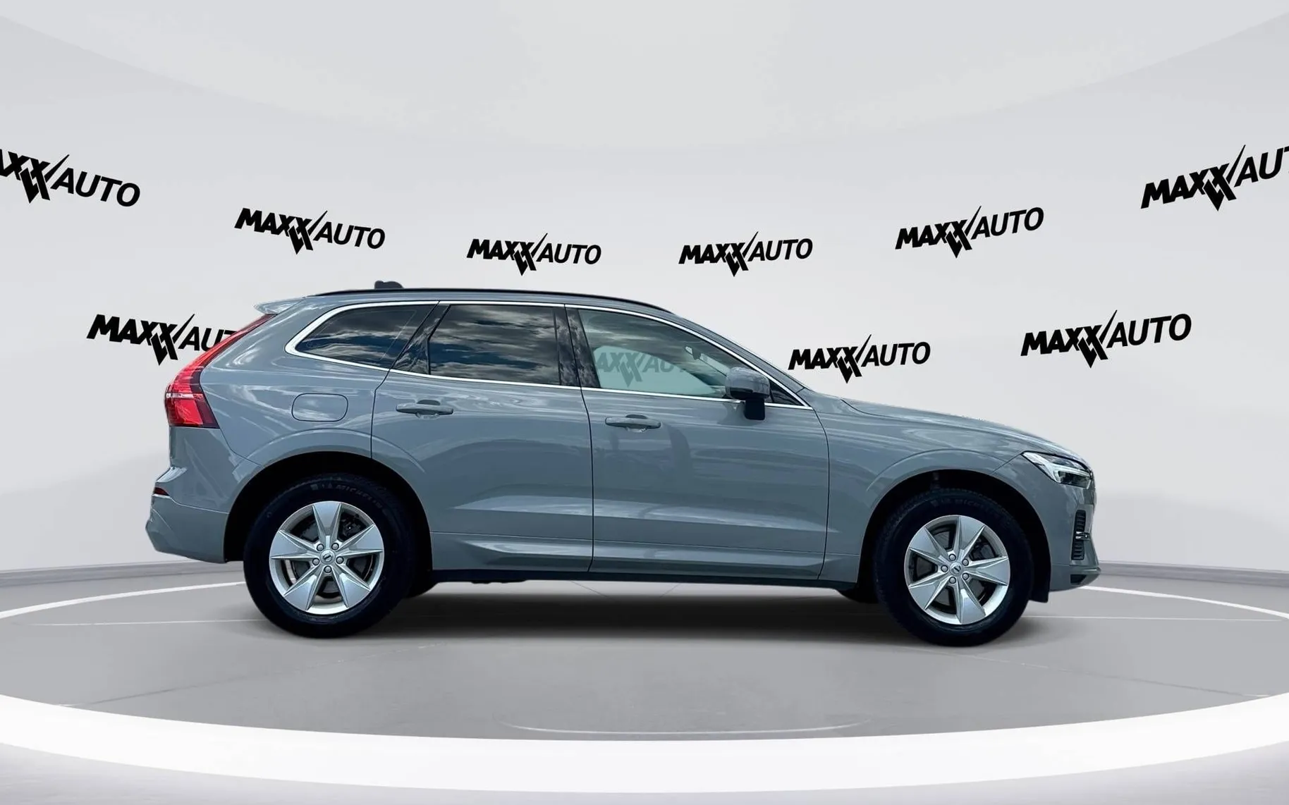 Zunanja slika - Volvo XC60 - B4D AWD Core Avt. - 4