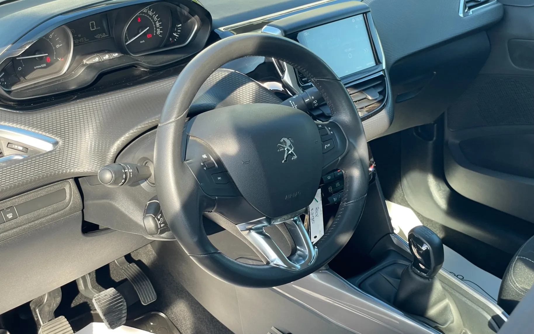 Zunanja slika - Peugeot 2008 - 1,2 PureTech 82 Allure - 11