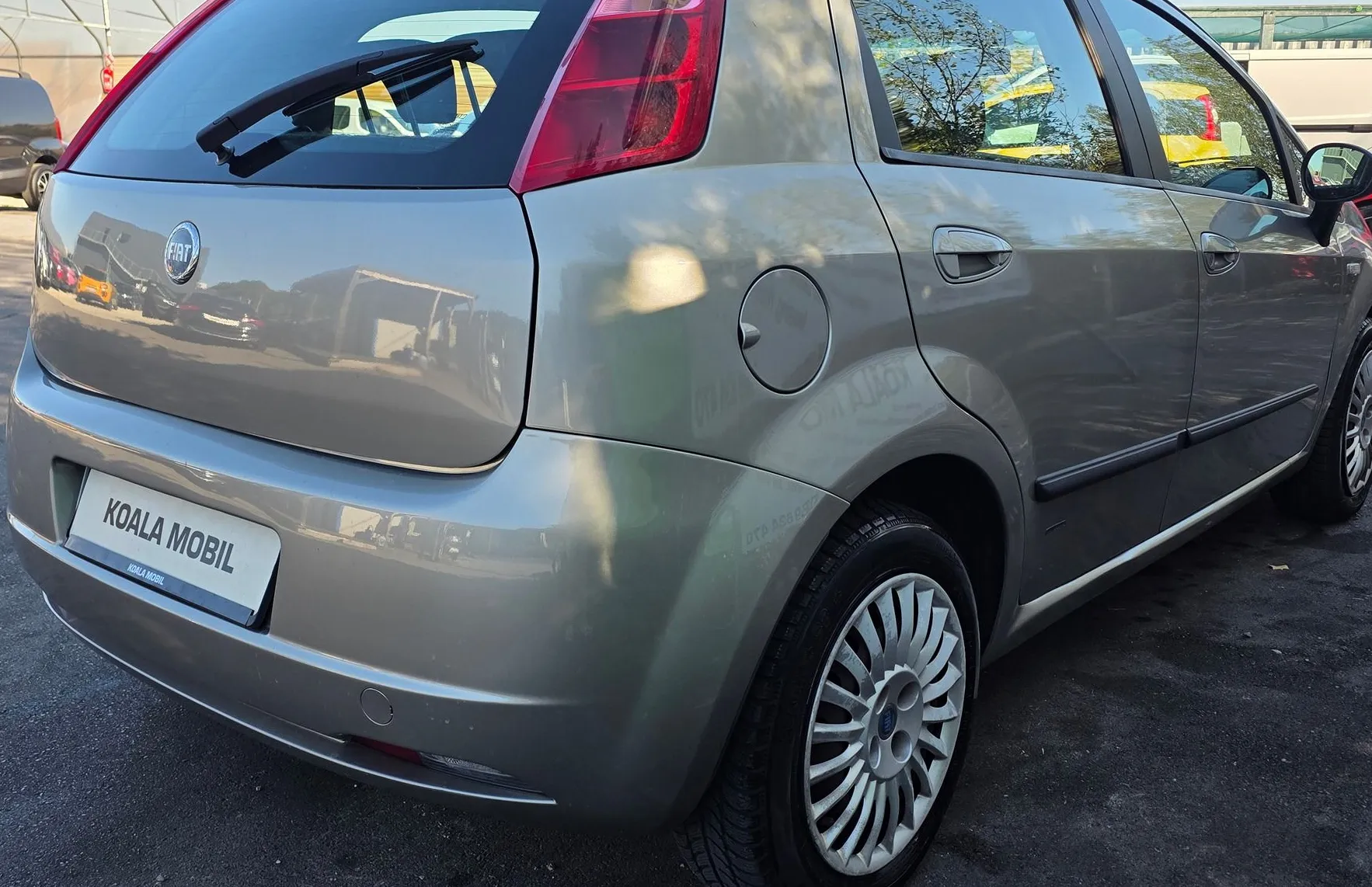 Zunanja slika - Fiat Punto - Grande 1.4 KLIMA-SLOVENSKI-LEP - 4