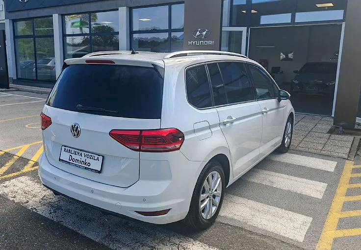 Zunanja slika - VW Touran - 1.6 TDI BMT Highline 1 Lastnik Led Navi Kamera - 4