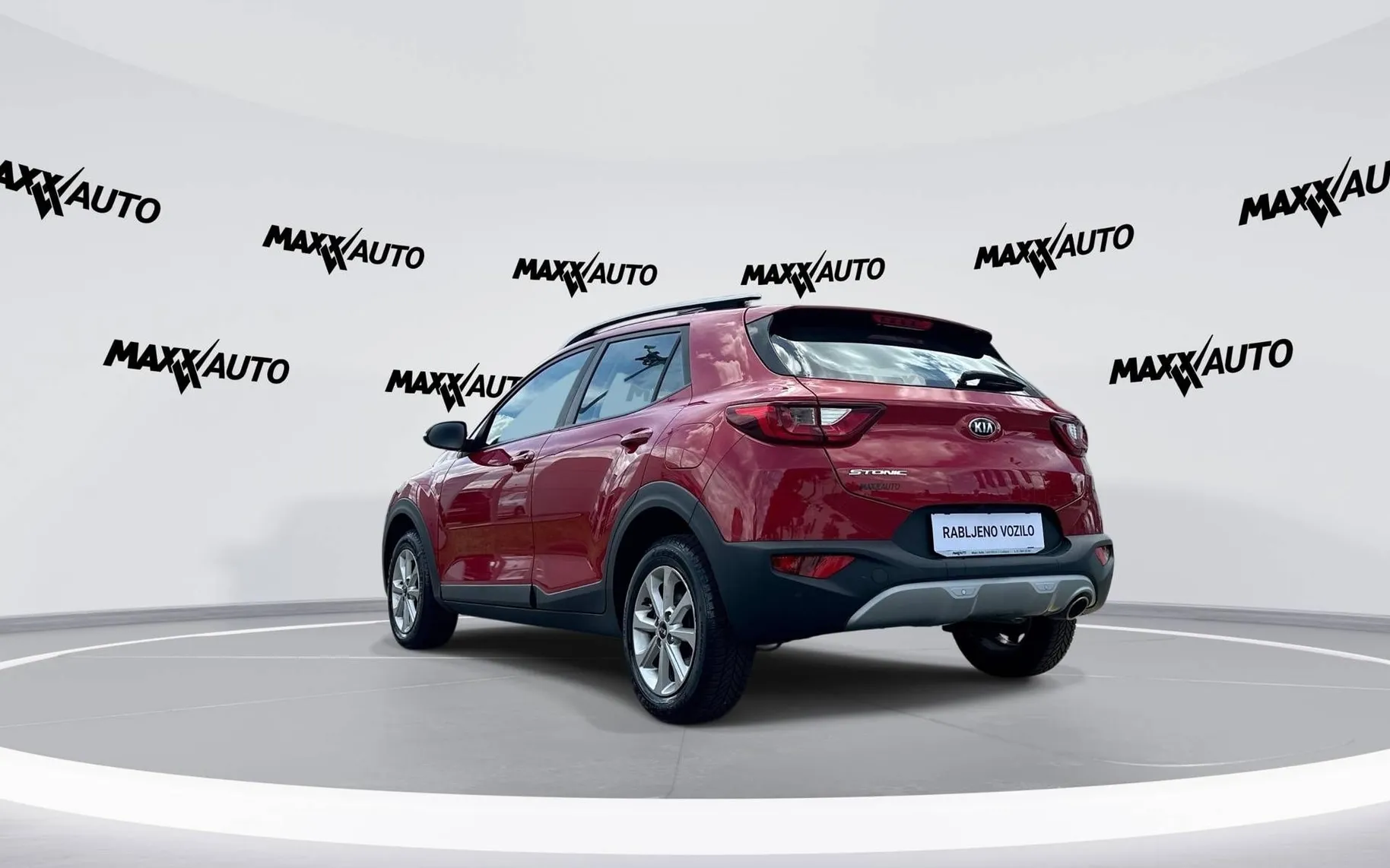 Notranja slika - KIA Stonic - 1.25 MPI EX Edition ISG - 7