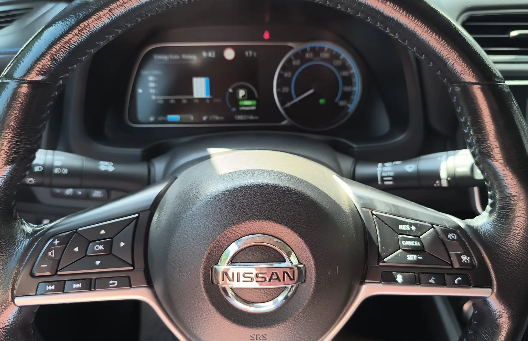 Zunanja slika - Nissan Leaf - Elektro 62 kWh SLO -1.LASTNIK- ZDRAVJE BATE. 88.3 - 11