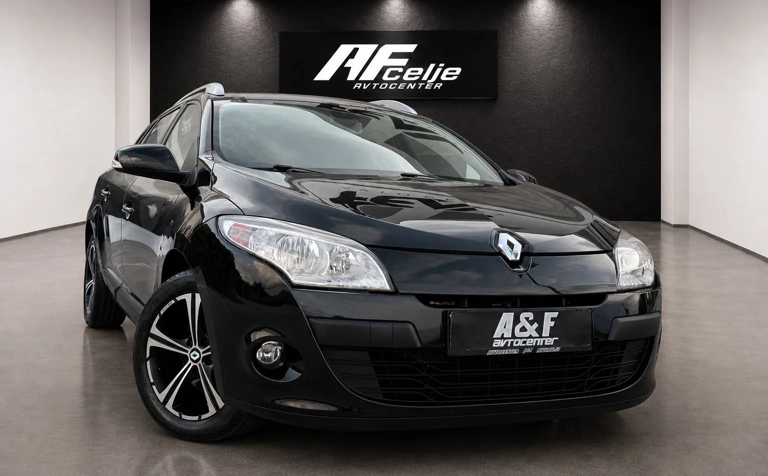 Zunanja slika - Renault Megane - 1.6 16V-200.000km-KREDIT BREZ POLOGA-ODLIČEN-... - 3