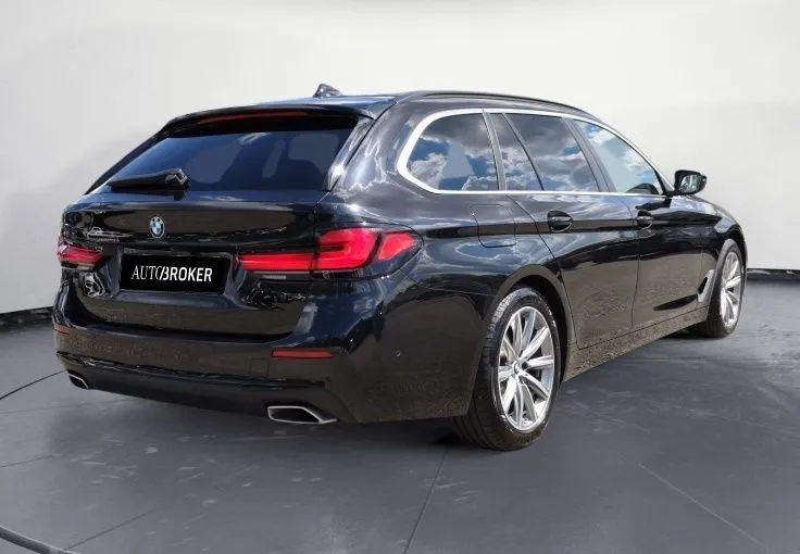 Zunanja slika - BMW Serija 5 - Touring: 520d Navi+Head Up Display+Vlečna kljuka - 3
