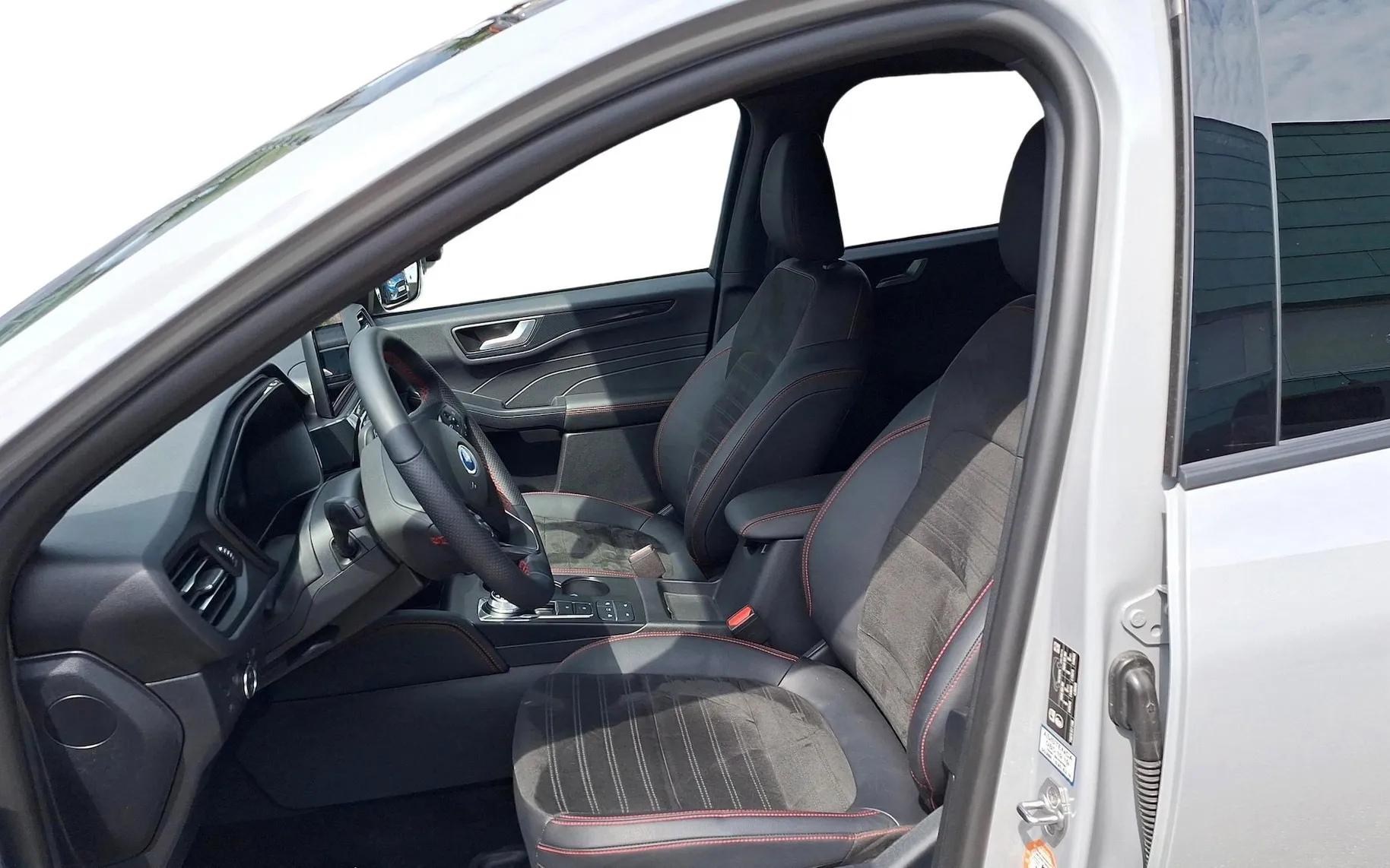Zunanja slika - Ford Kuga - St-Line X Graphite 2.5 Dur Hy 165kW PHEV-SLO-LED - 5