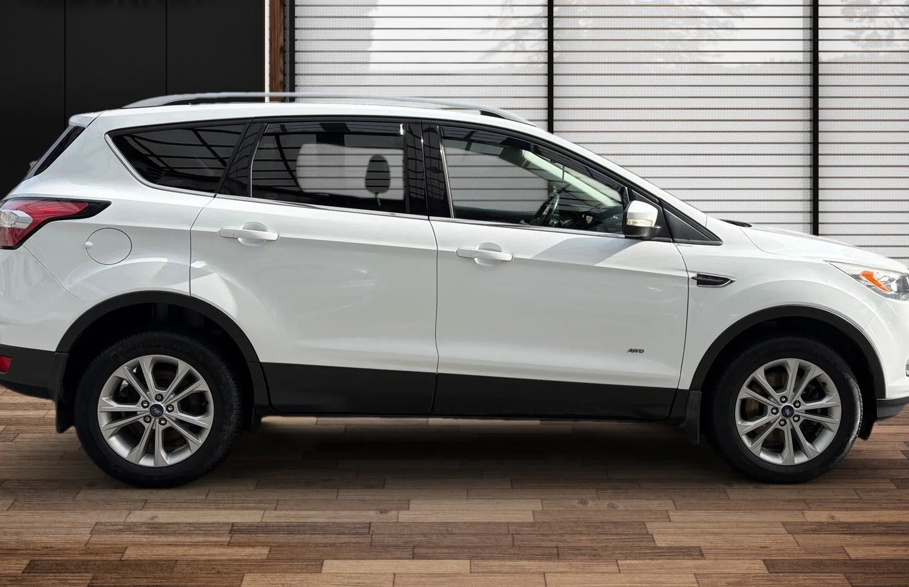 Zunanja slika - Ford Kuga - TITANIUM 4x4 2.0 TDCi Powershift-REDNO SERIVISRAN - 3