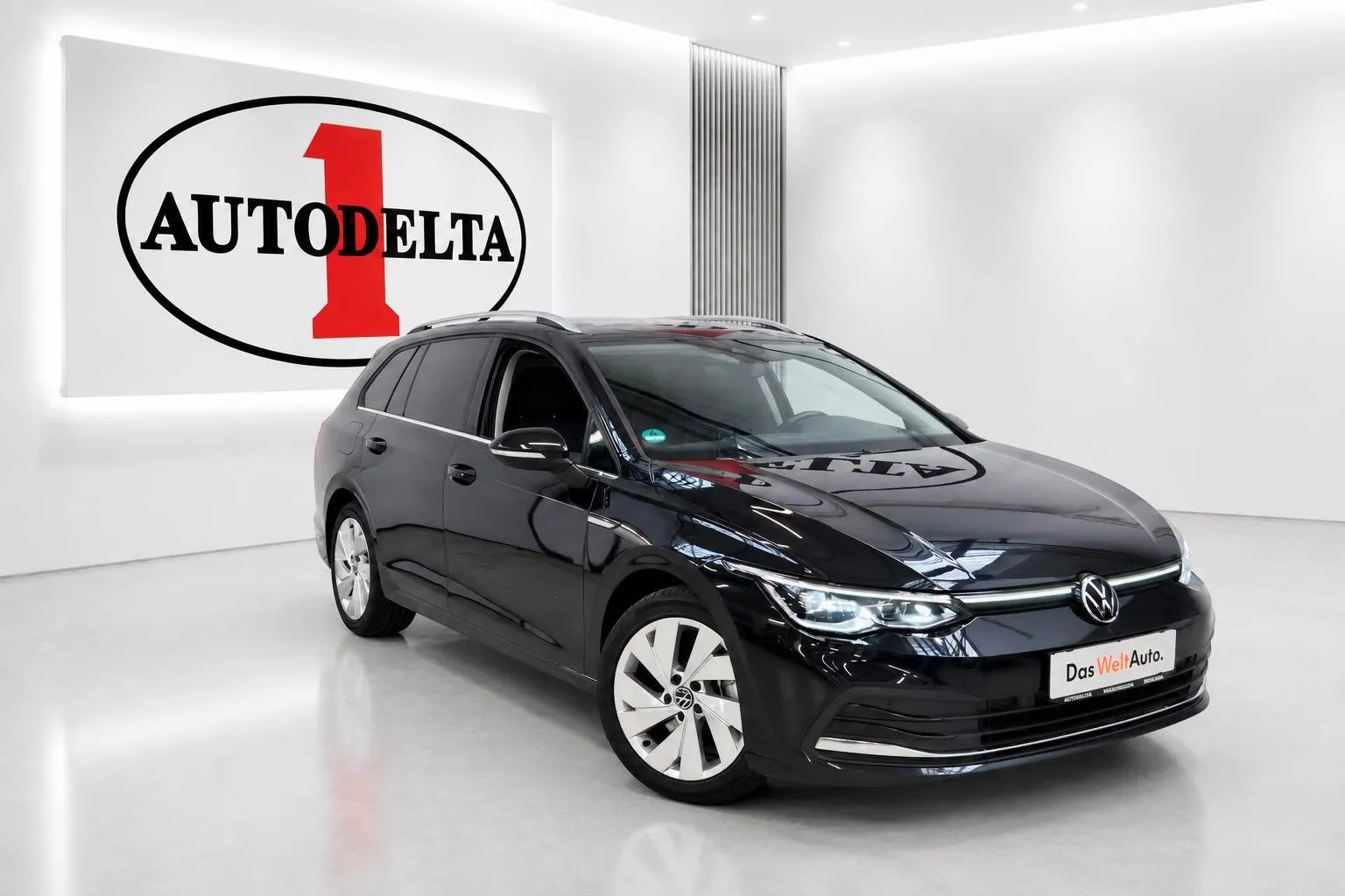 Zunanja slika - Volkswagen Golf Variant - 2.0 TDI DSG Style 110 150 - 2