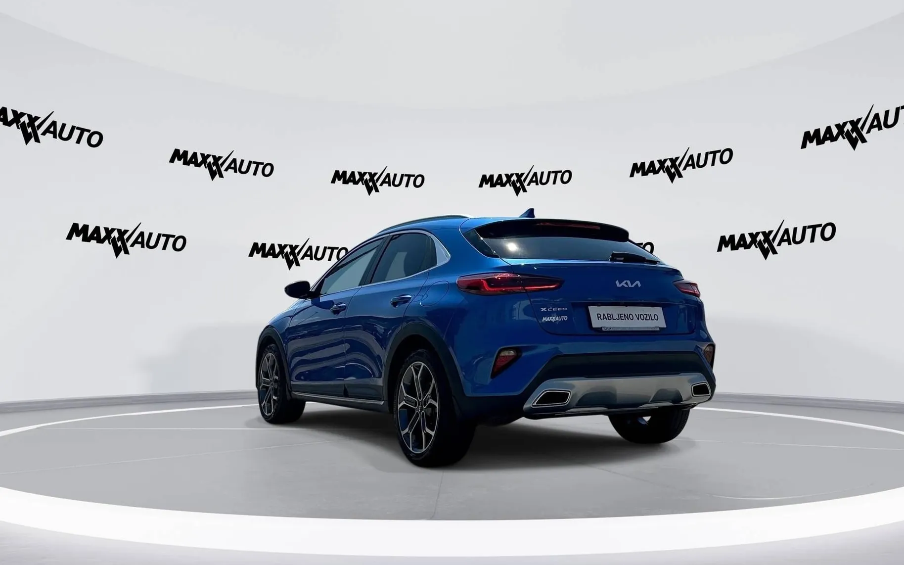 Notranja slika - KIA XCeed - 1.0 EX Way - 7