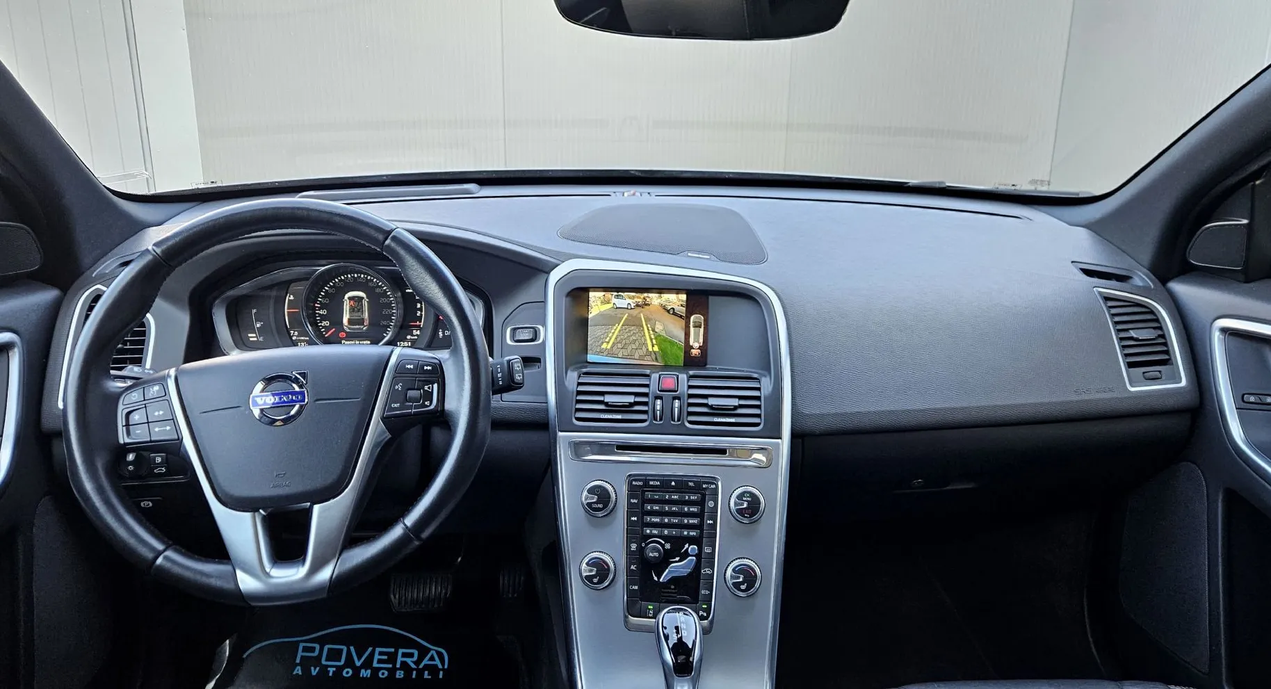 Zunanja slika - Volvo XC60 - D4 AUT. SIGNATURE +Xenon+ACC+Kamera +Pano+Usnje... - 9
