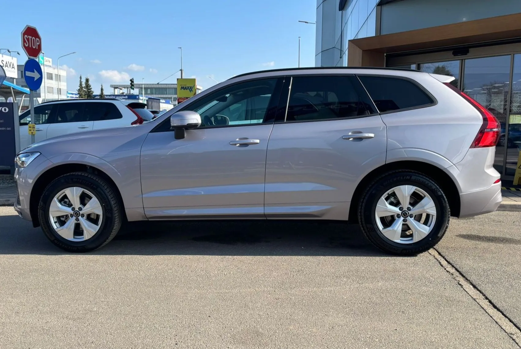 Zunanja slika - Volvo XC60 - B5 AWD Mild hybrid Petrol - 3