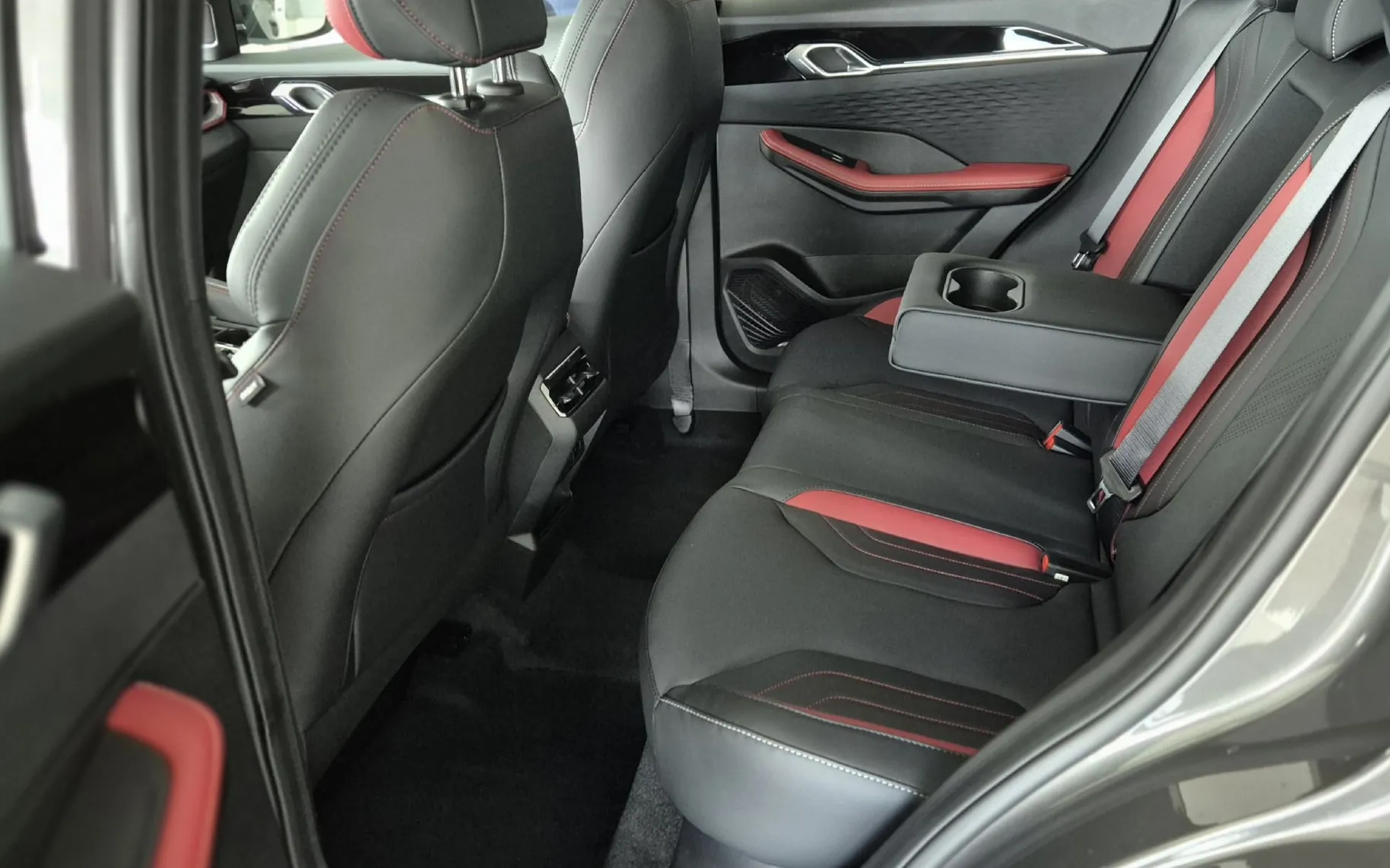 Zunanja slika - Geely Coolray - 1.5 TD 7 DCT GF - 8