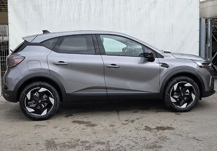Zunanja slika - Renault Captur - Techno TCe 115 + Paket Zima Akcija Staro za novo - 3