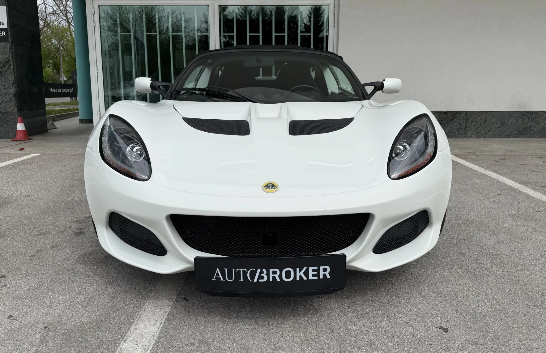 Zunanja slika - Lotus Elise - Sport 1.6 atmosferski motor zelo lahek - 2