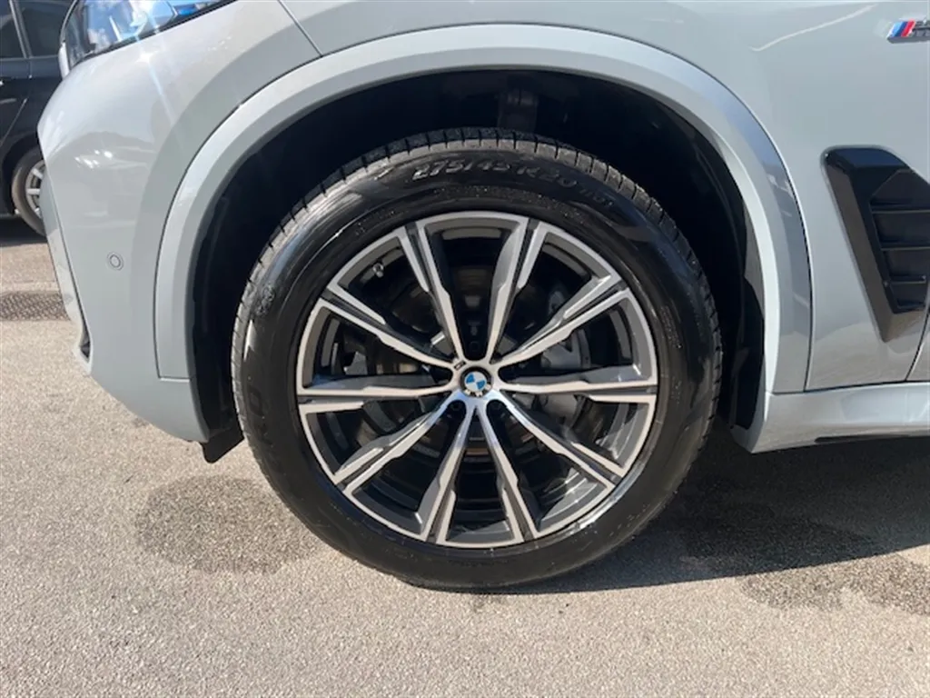 Zunanja slika - BMW X5 - xDrive40d - 5
