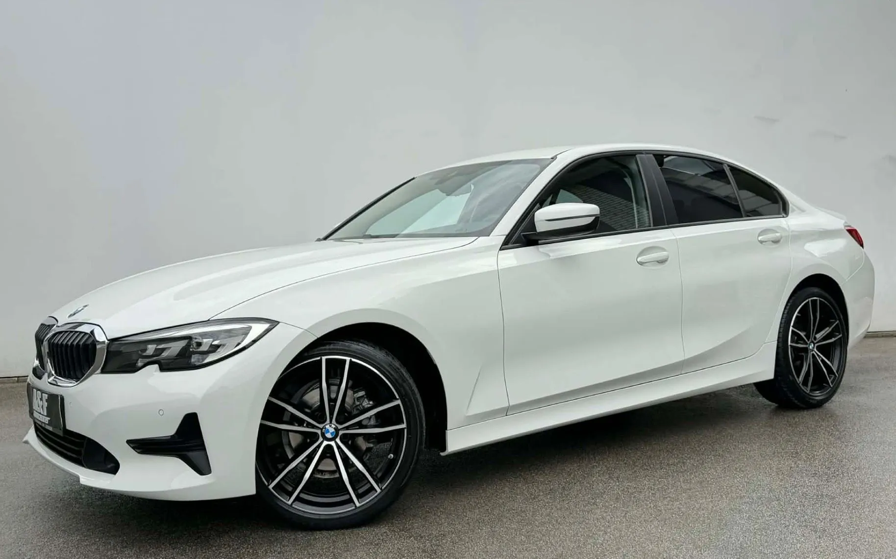 Zunanja slika - BMW Serija 3 - : 318d-AUT-LED-100.000km-LIZING ZA TUJCE-NAVI- - 1