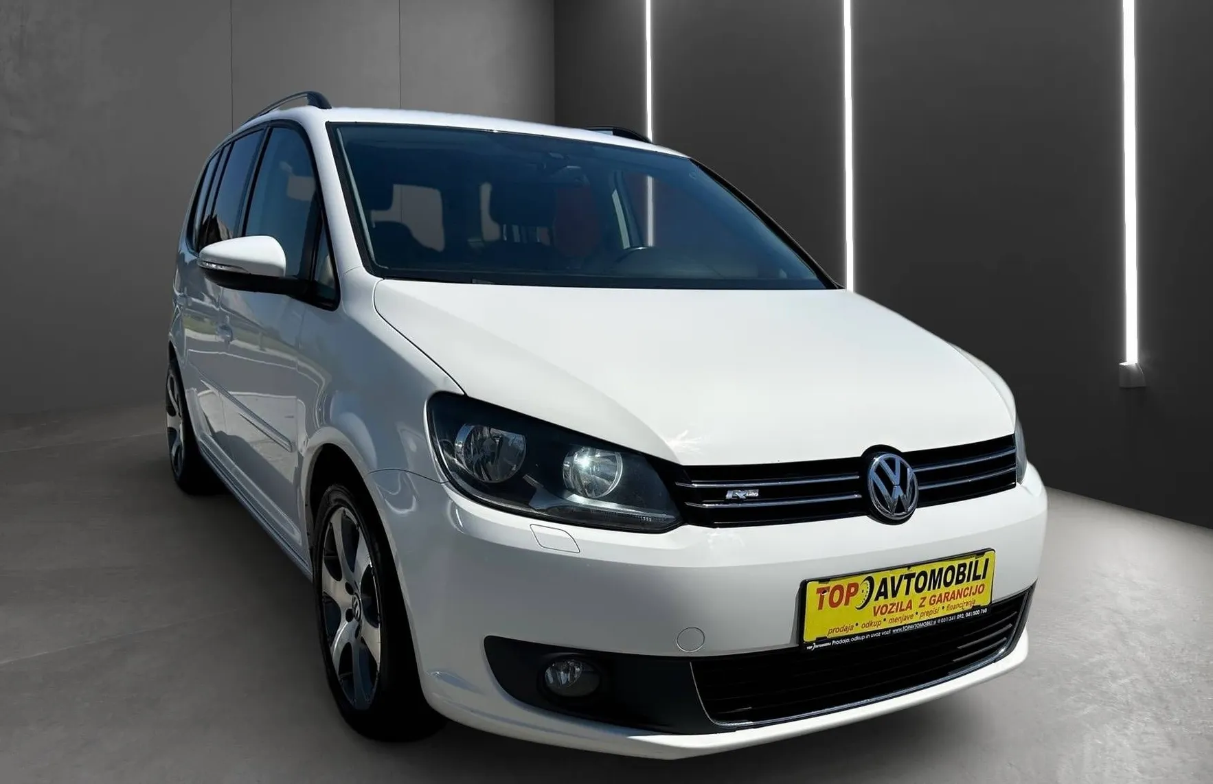 Zunanja slika - VW Touran - 1.6 TDI MOŽNOST FINANCIRANJA BREZ POLOGA - 11
