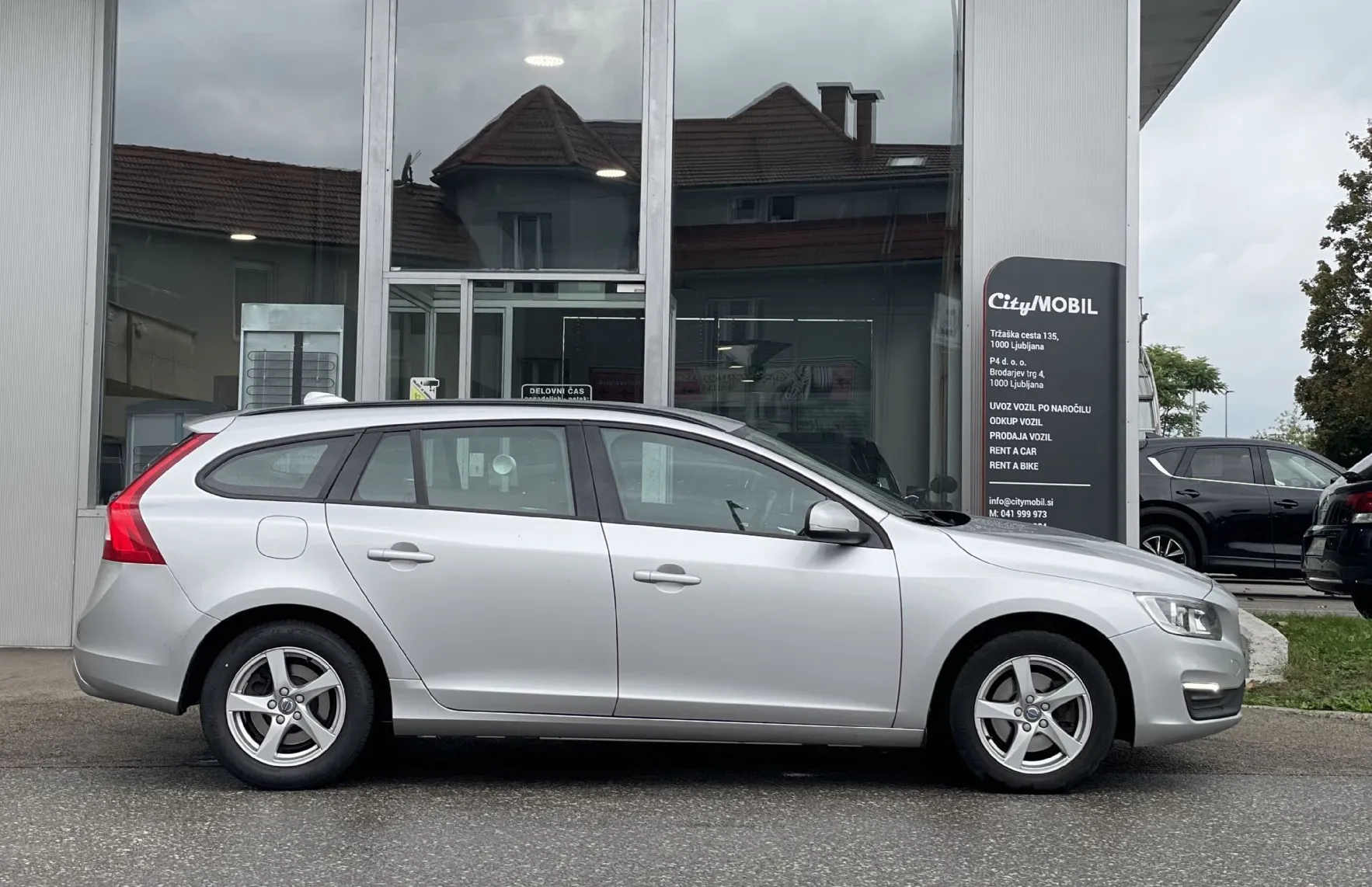 Zunanja slika - Volvo V60 - TEMPOMAT-VELIKI SERVIS-MULTIFUNKCIJA-AVT.KLIMA - 3