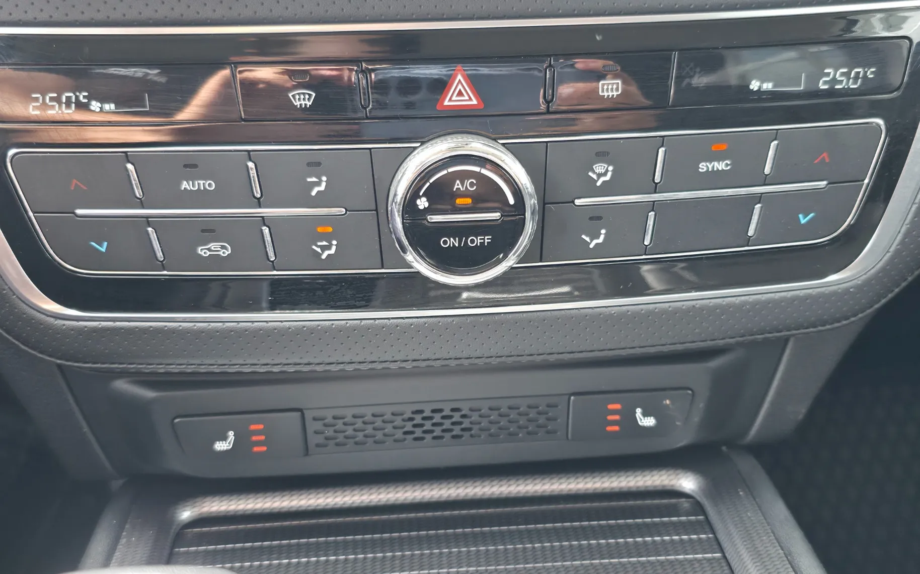 Zunanja slika - SsangYong Rexton - 2.2 XDI AWD ICON Avt. - 17
