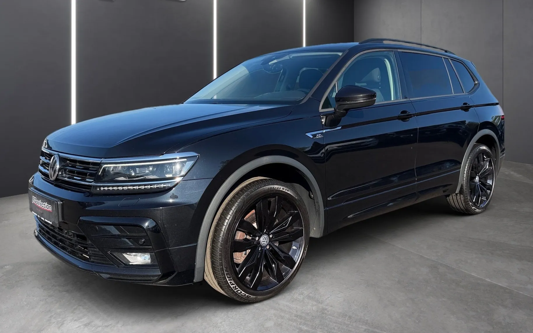 Zunanja slika - Volkswagen Tiguan Allspace - 4motion 2.0 TDI BMT R-Line Edition DSG-DCC-20 COL - 1