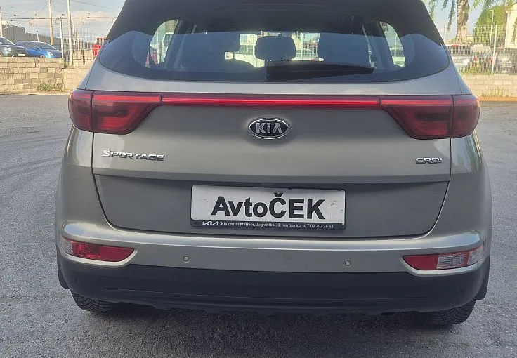 Zunanja slika - KIA Sportage - 1.7 CRDI + BREZ POLOGA + 1.LASTNIK + SLO - 6