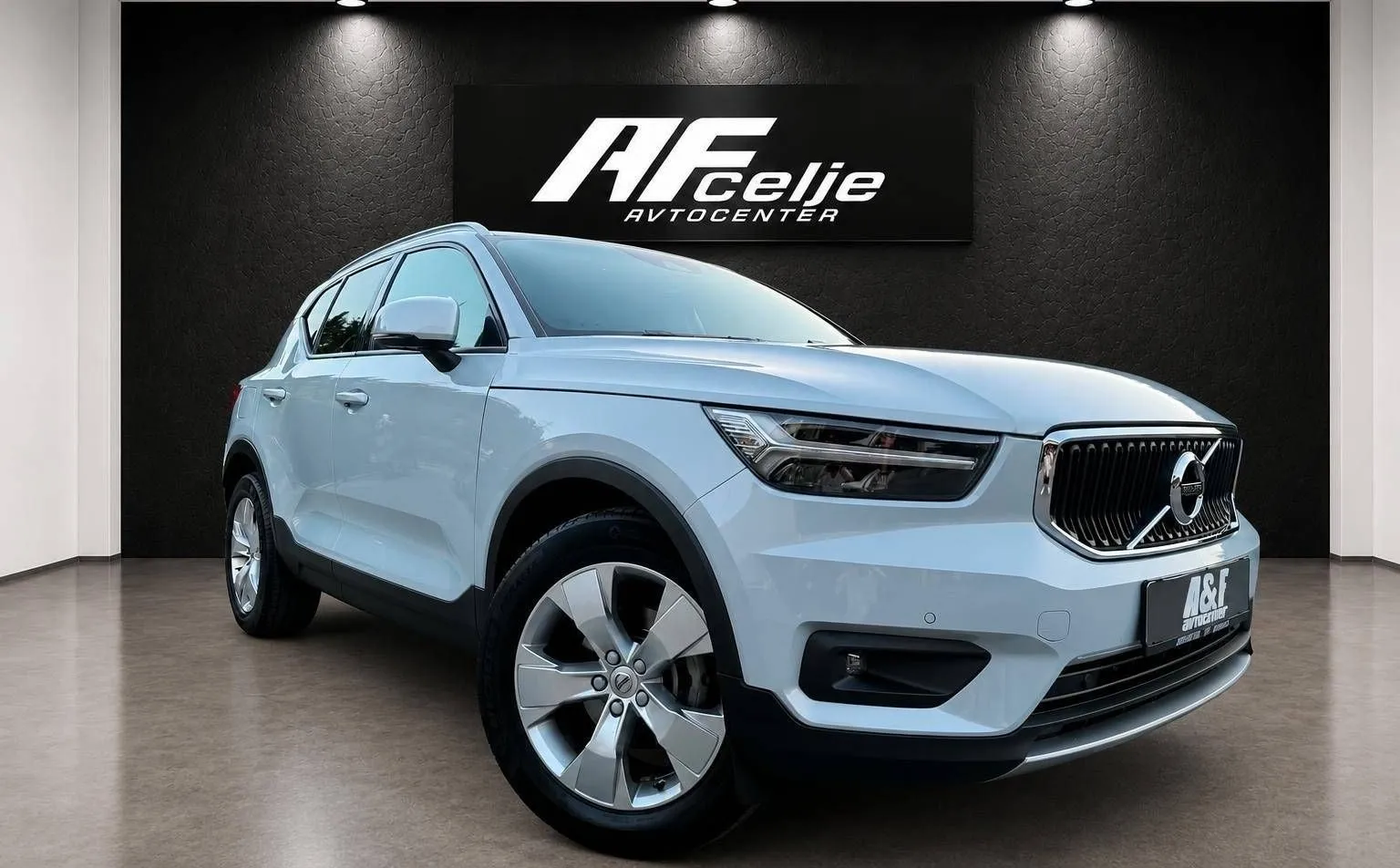Zunanja slika - Volvo XC40 - D3-AUT-145.000km-VIRTUAL-LIZING ZA TUJCE-FUL LED - 3