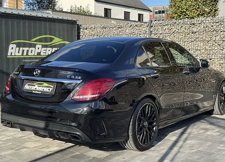 Zunanja slika - Mercedes-Benz C-Razred - 63 AMG S V8 BITURBO - 6