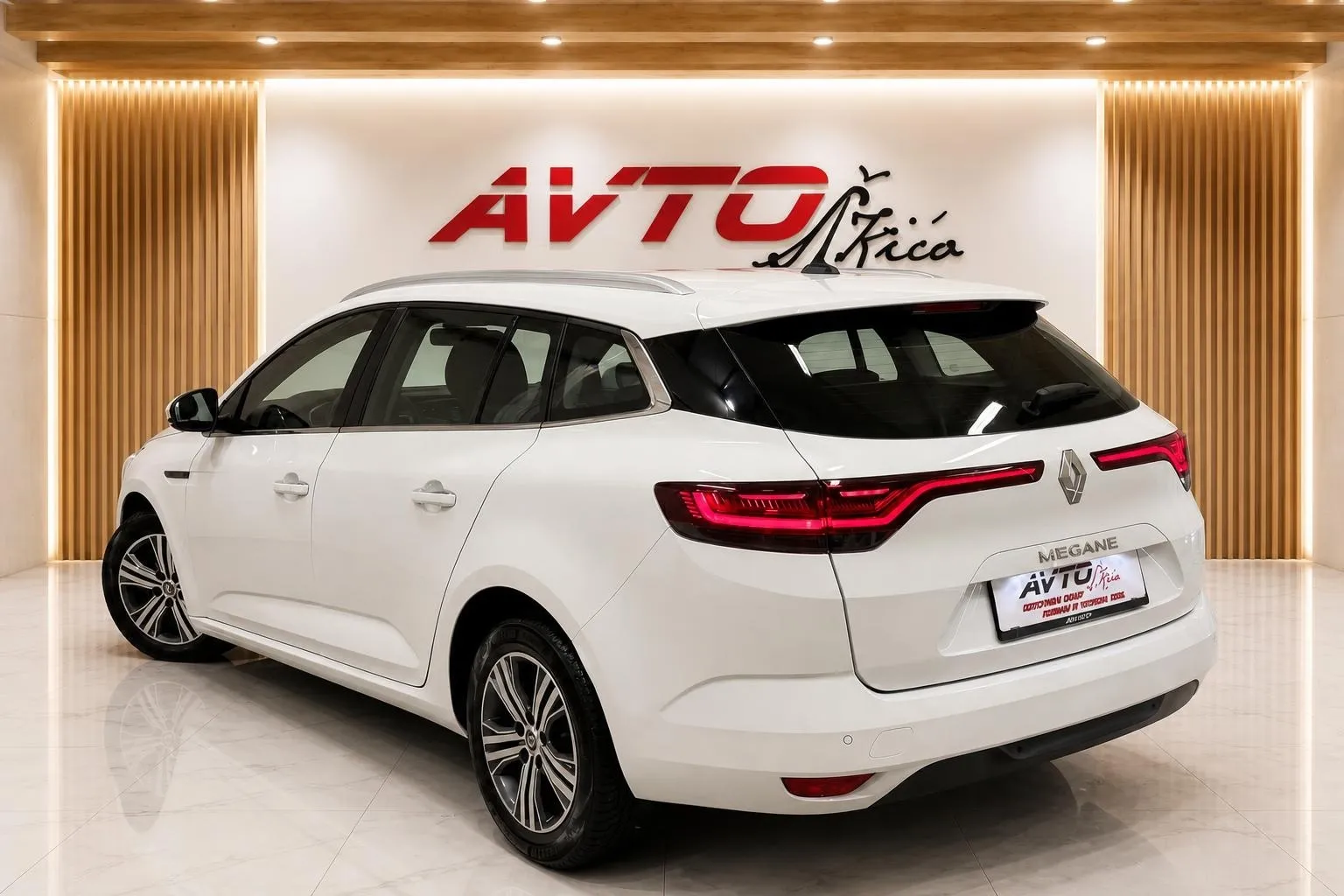 Zunanja slika - Renault Megane - 115 DCI-FULL LED-AVTOMATIK-NAVIGACIJA-TEMPOMAT-PDC - 3