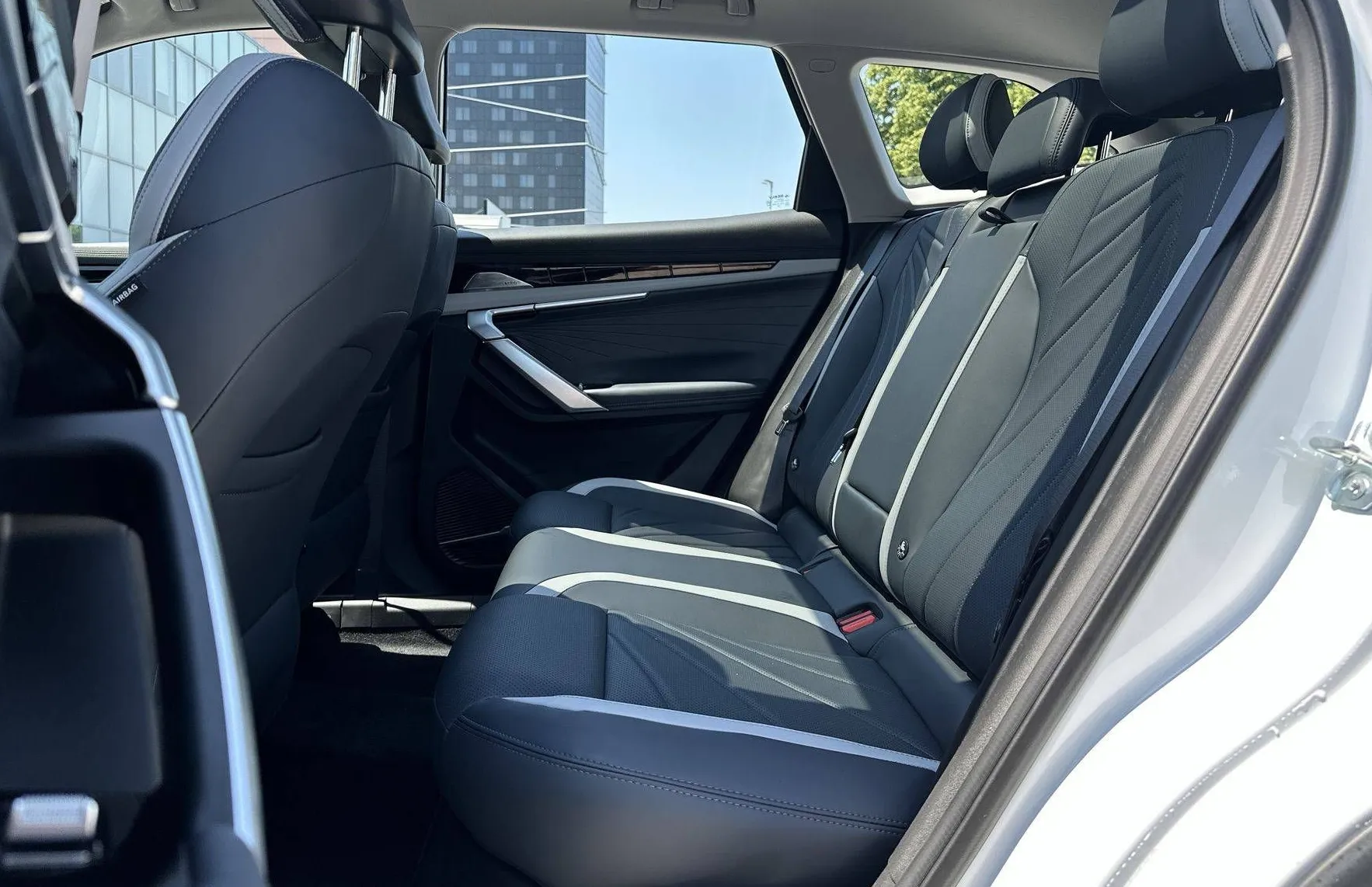 Zunanja slika - Geely StarRay - AWD 2.0 TGDi GF Avt. - 11