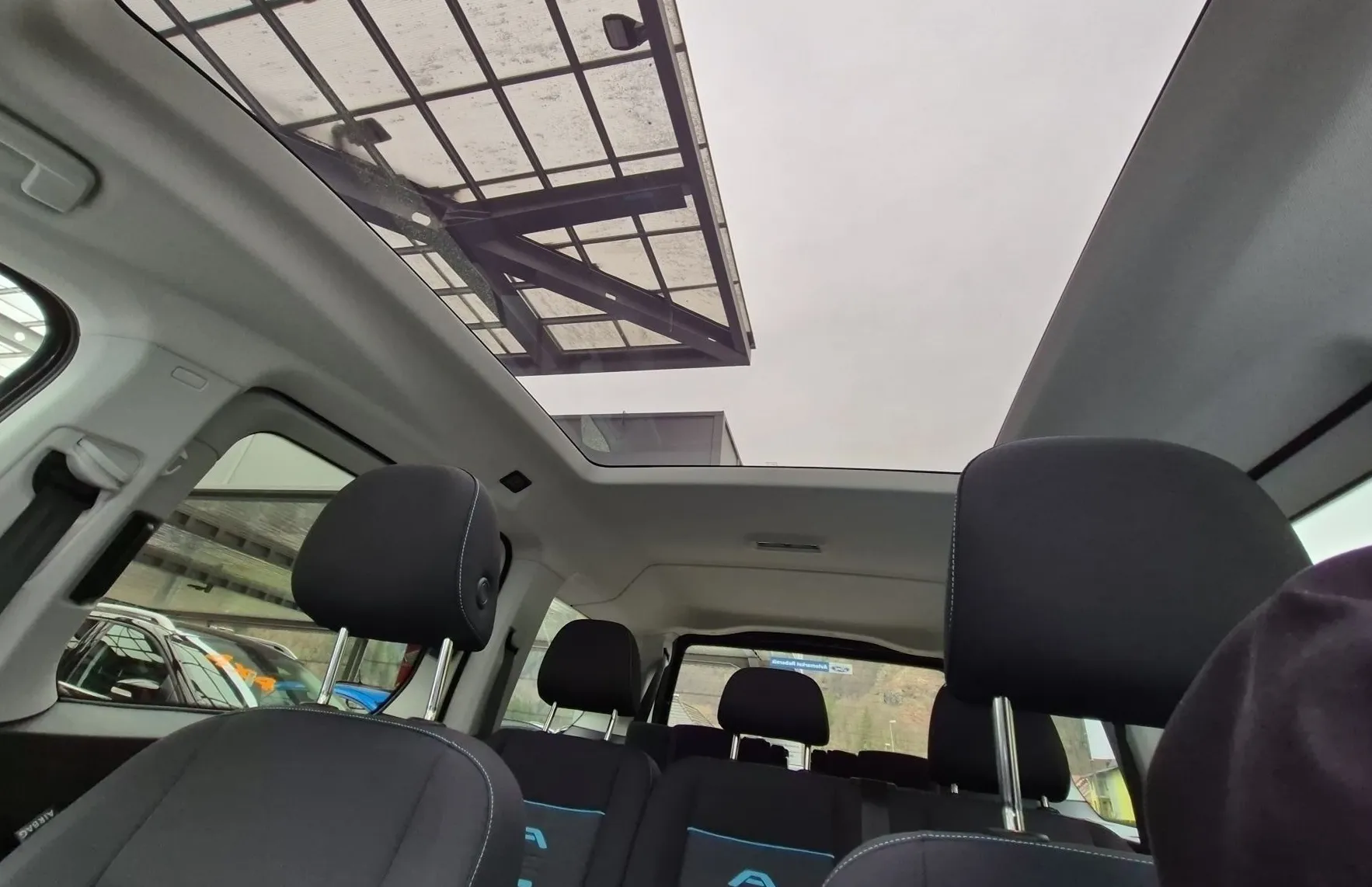 Zunanja slika - Ford Tourneo Connect - ACTIVE 2.0 TDCi EcoBlue 122PS A7 L2 FWD - 20