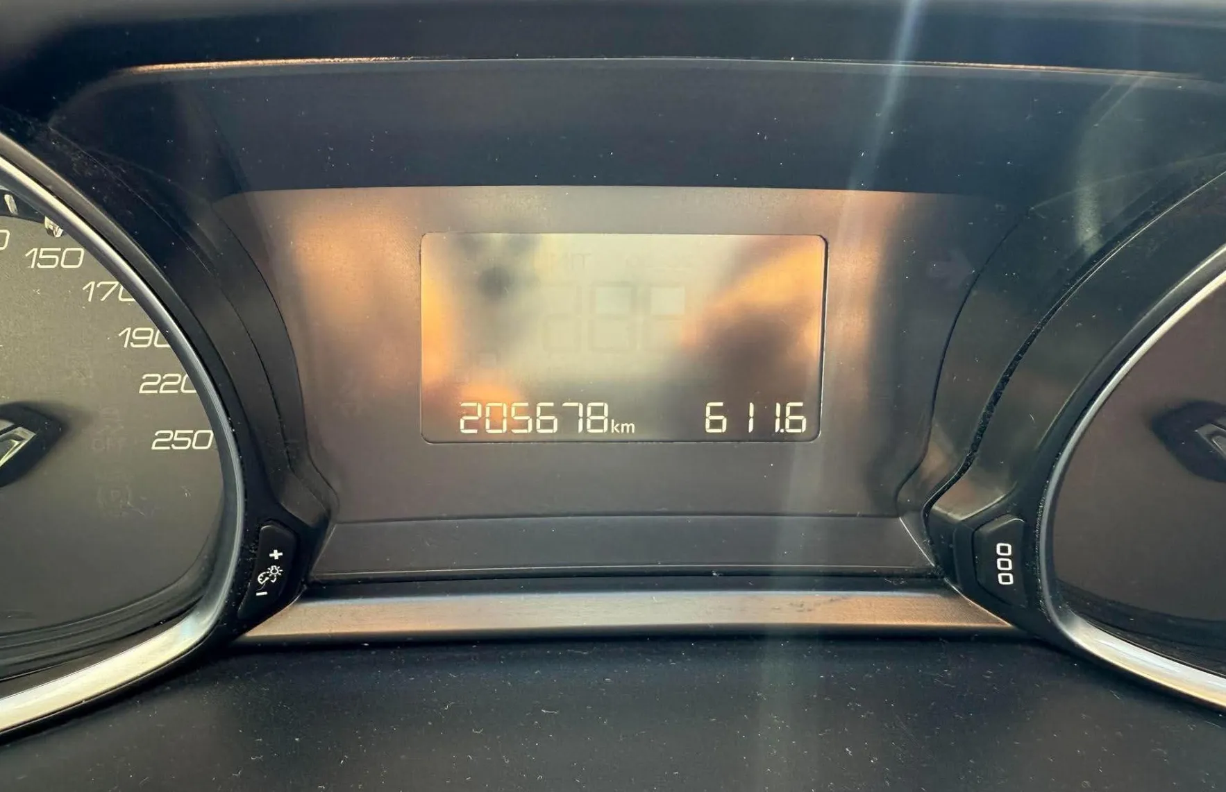 Zunanja slika - Peugeot 308 - SW 1.6 BlueHDI Active - 9