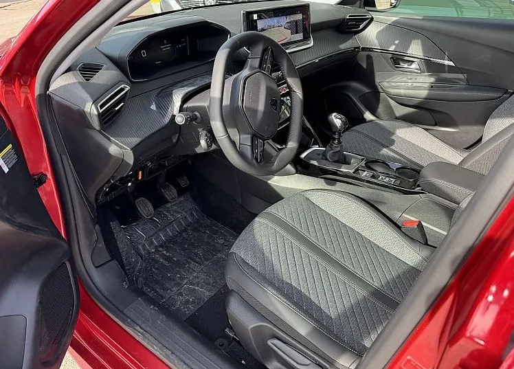 Zunanja slika - Peugeot 208 - ALLURE PureTech 100 - 5