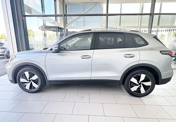 Zunanja slika - Volkswagen Tiguan - 4ALL 1.5 eTSI DSG - SLO - 1. LASTNIK - - 3