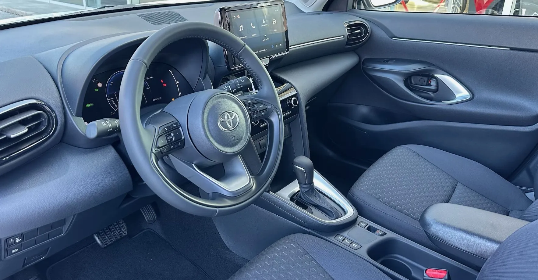 Zunanja slika - Toyota Yaris Cross - Hybrid 1.5 VVT-i Cool Avt. - 9