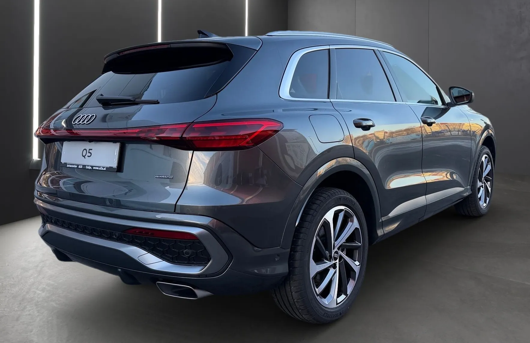 Zunanja slika - Audi Q5 - TFSI quattro 150kW - 3