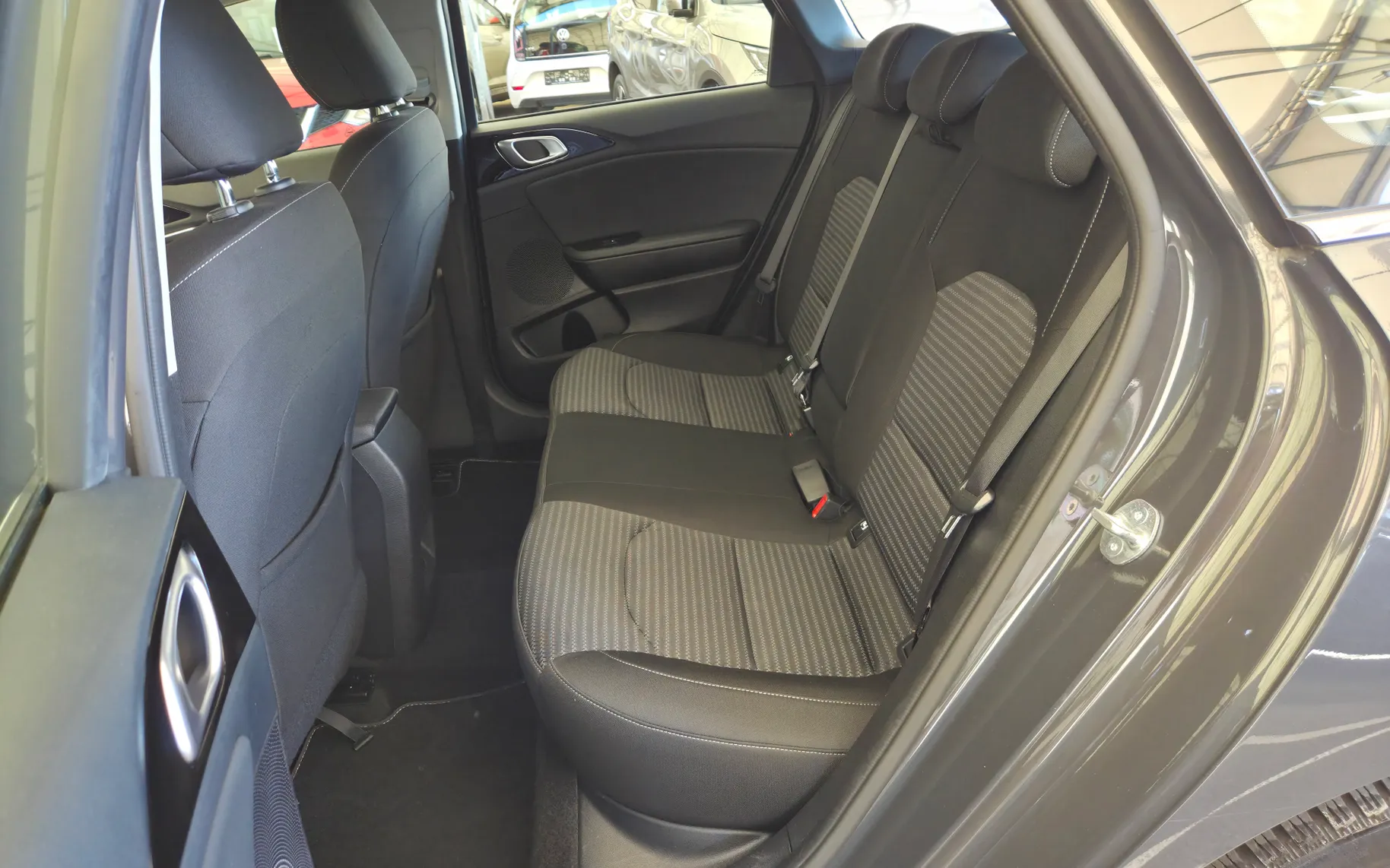 Zunanja slika - KIA Ceed - 1.6 CRDi MHEV LX Champion ISG DCT NAVI KAMERA - 16