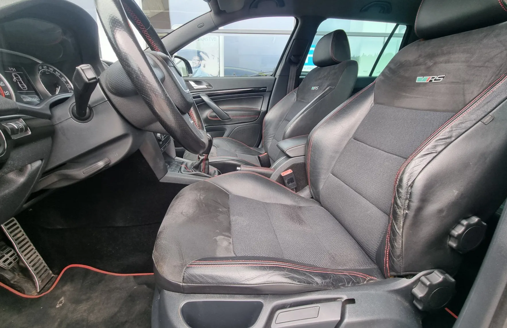 Zunanja slika - Škoda Octavia - Combi 2.0 TDI VRS - SLOVENSKI + 1. LASTNIK - 11