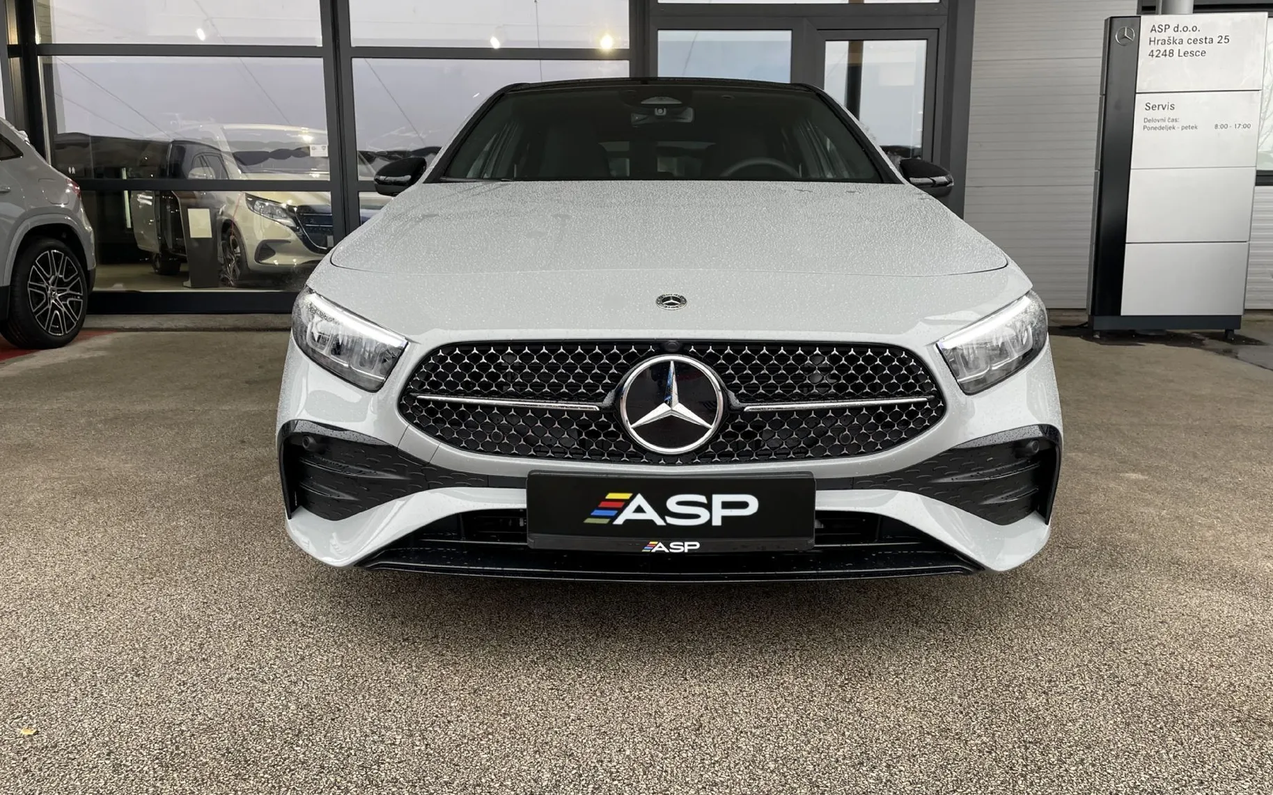 Zunanja slika - Mercedes-Benz A-Razred - 180 AMG Edition - 3
