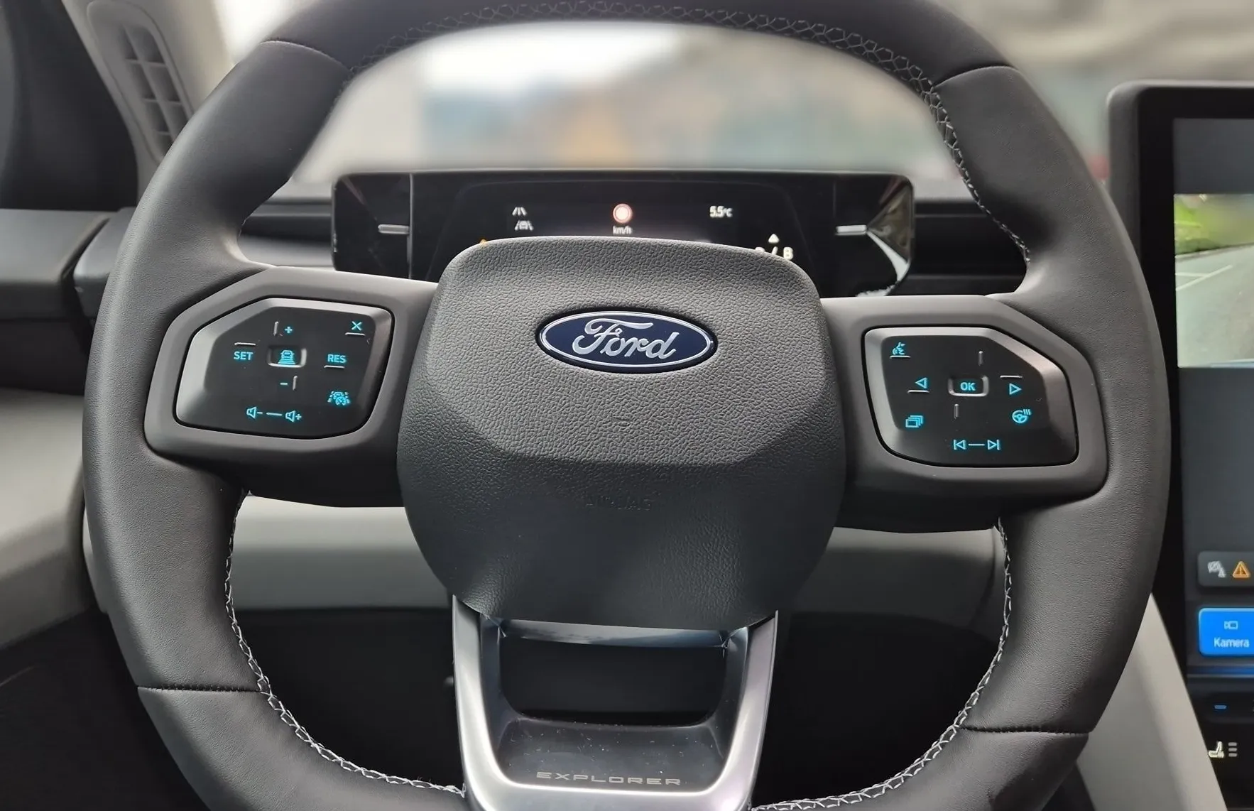 Zunanja slika - Ford Explorer - EV STYLE 52 kWh 170PS RWD - 11