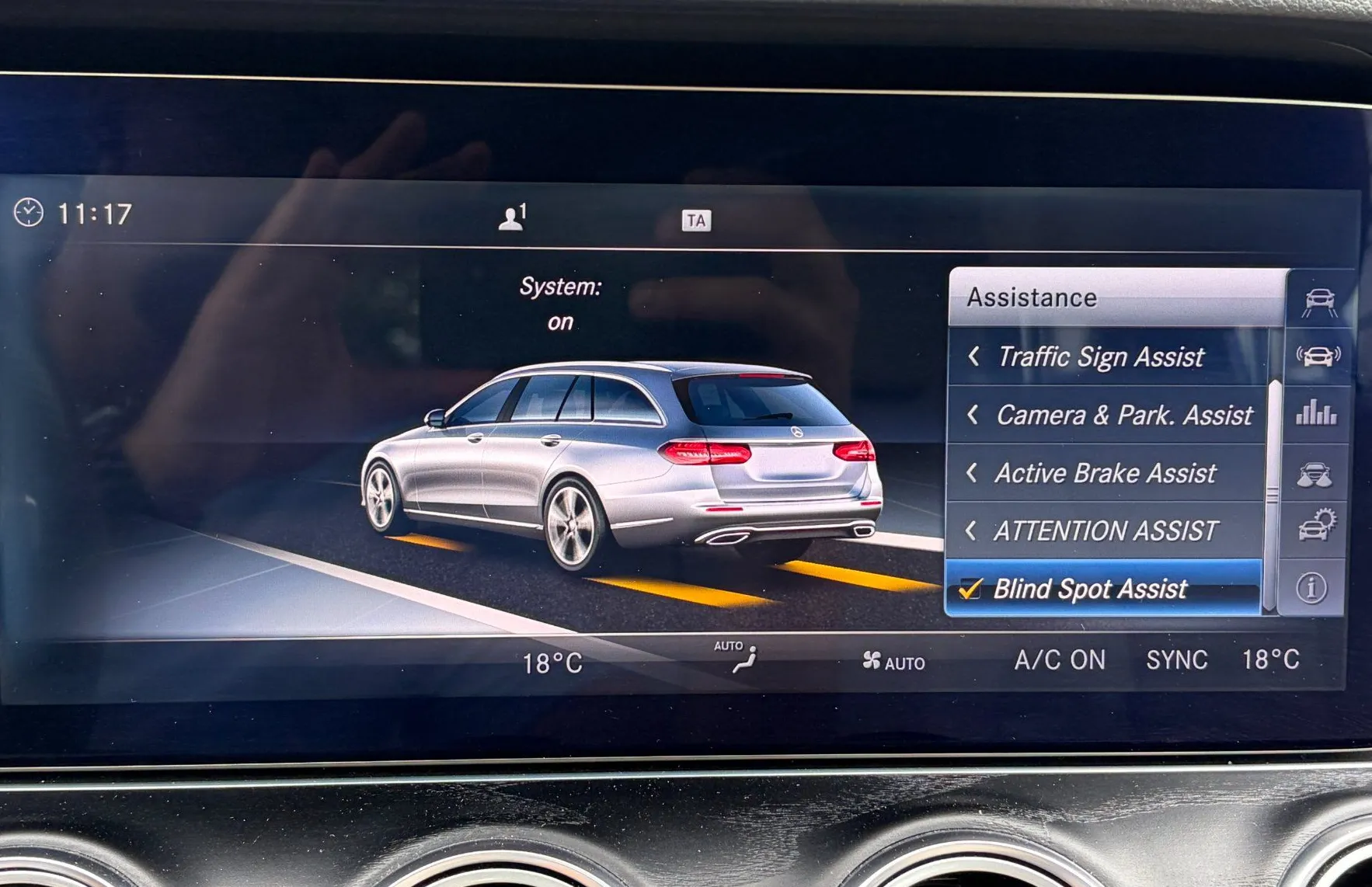 Zunanja slika - Mercedes-Benz E-Razred - E 220 d T Avantgarde Avt. - 14